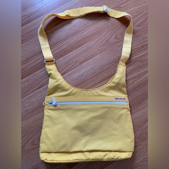 Hedgren urban messenger bag - Picture 2 of 5